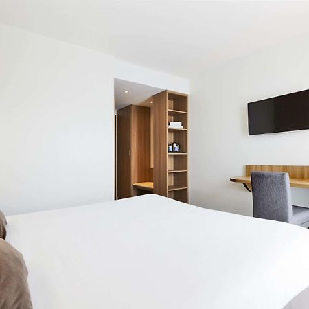 Kyriad Hotel Laval Laval  Esterno foto