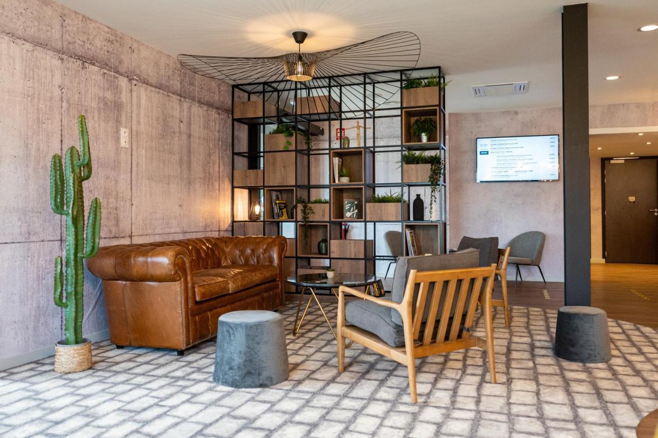 Kyriad Hotel Laval Laval  Esterno foto
