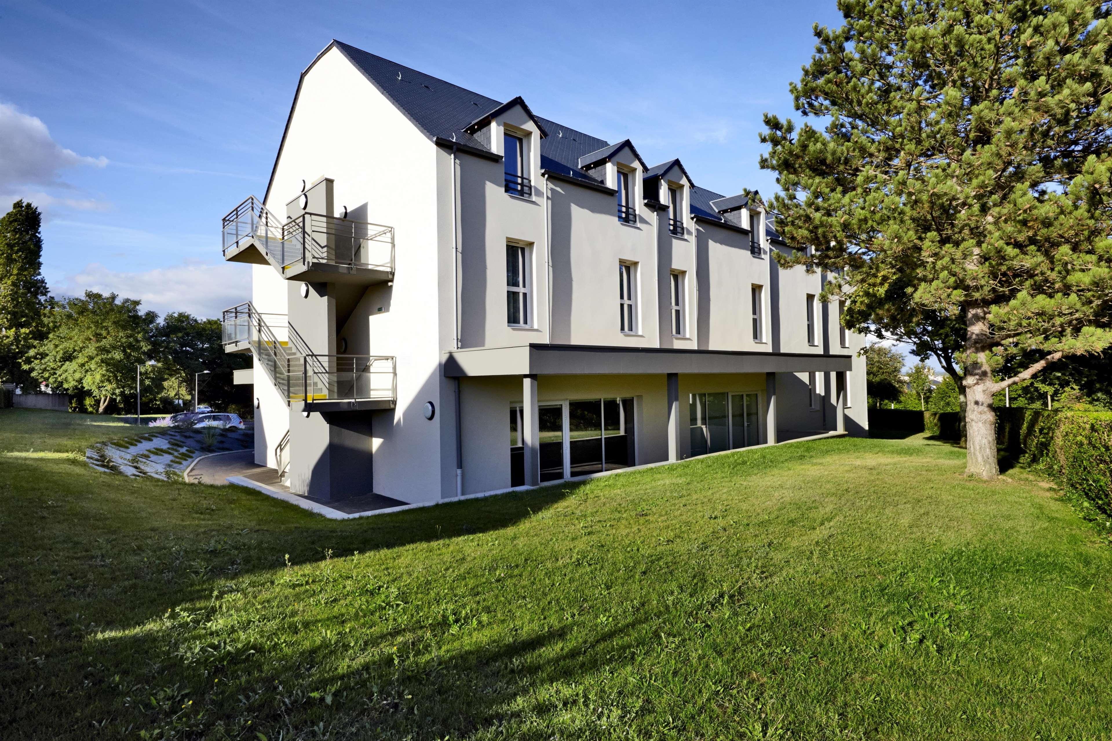 Kyriad Hotel Laval Laval  Esterno foto